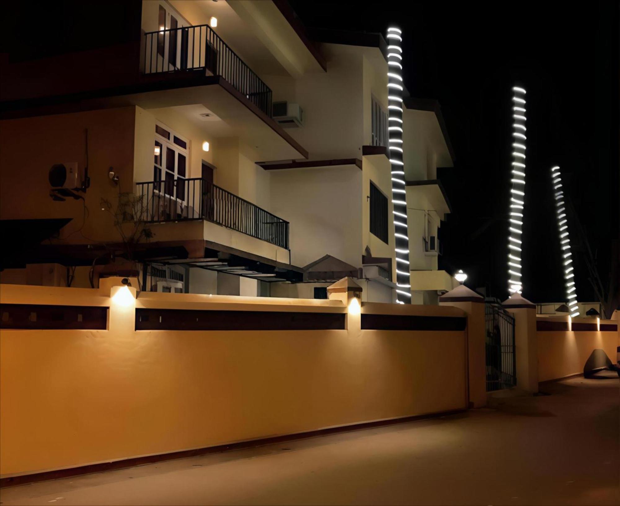 Ocean Walk Apartments 2Bhk Calangute Extérieur photo